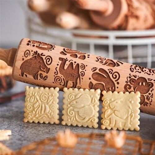 New Animal Wooden Rolling Pin Embossing Baking Cookies Noodle Biscuit Fondant Cake Dough Patterned Roller Snowflake Drop Ship