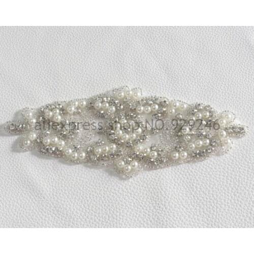 1pc/lot flower bridal pearl trimmings clear crystal rhinestone applique with pearls hotfix for dress gown coat shoes accessory