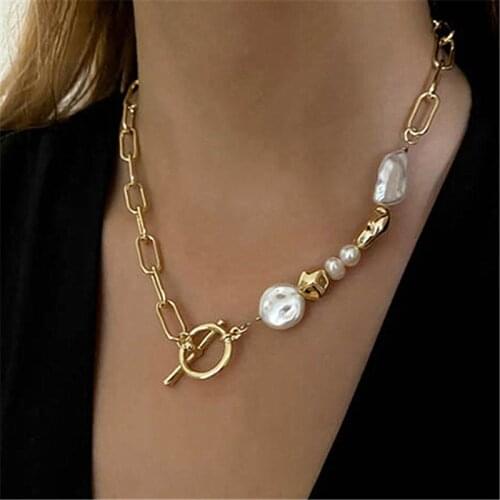 Punk Irregular Pearl Metal Necklace For Women New Fashion Circle Pendant Clavicle Chain Boho Statement Design Gold Color Choker