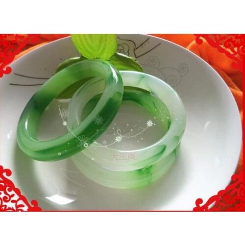 2015 Summer New arrival Jadeite Girls Colourful Fashion Green Smooth Bangle 1PCS 61mm