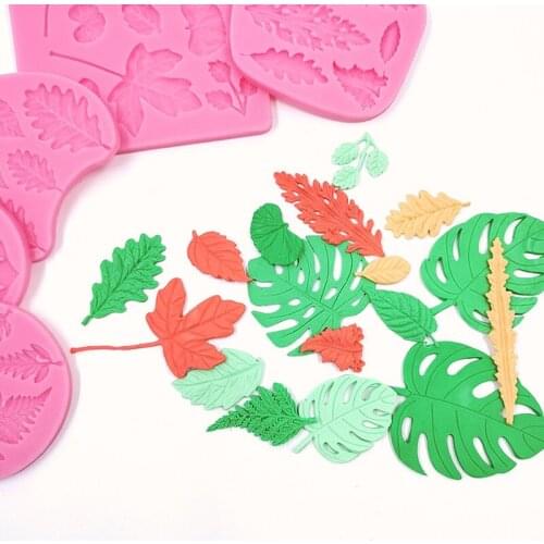 1Pcs DIY Baking Tools Banana Leaf Shaped Mold Kitchen Supplies Reusable Multi Purpose Food Grade Silicone Doughnut Cookie Model