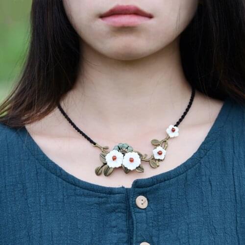 New original Aventurine ceramic necklace,Sea shell flowers short necklace,handmade braided stone ethnic choker necklace