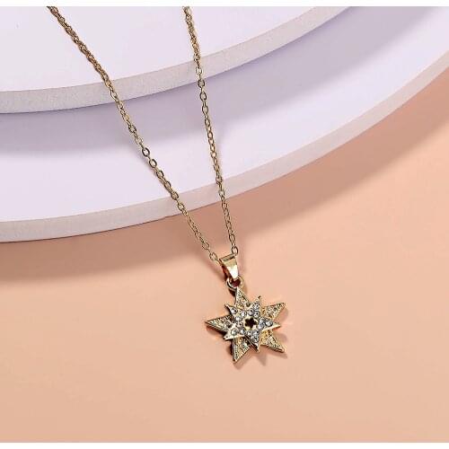 Retro studded five-pointed star hundred matching accessories, creative personality simple metal elegant ladies necklace