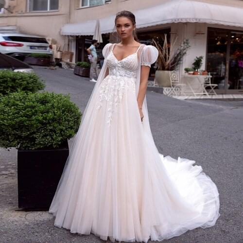 3D Flower Lace Appliques 2021 V-Neck Front Split A-Line Tulle Wedding Dress Destinaiton Bridal Dress robes de mariées
