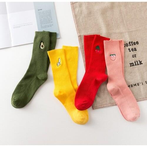 New red yellow fruit pattern sports comfortable cotton ladies socks through college style fruit pile heap ladies socks