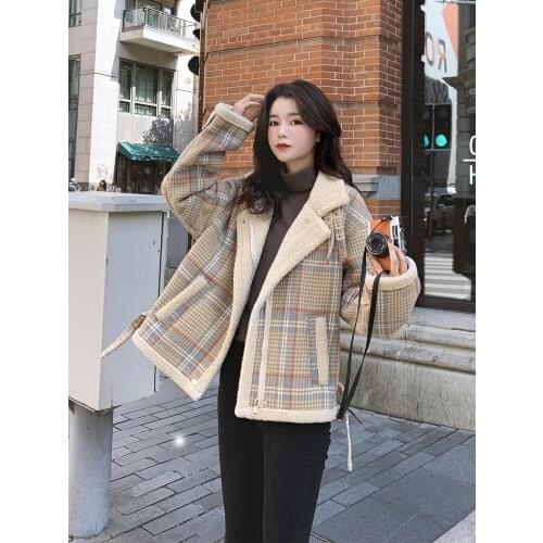 2021 autumn and winter wild new Korean version of loose woolen thick plus velvet coat Plaid lamb wool coat womens short