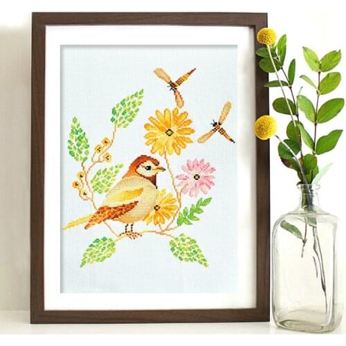 Cross stitch kit Cute cartoon bird simple embroidery pattern crafts for kids and fun home activities Kids room decor painting
