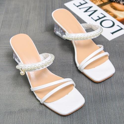 Designer Slippers 2021 Fashion Pearl Female Sandals Sexy Open Toe Middle Heels Lady Pumps Dress Party Shoes Women Summer Slides