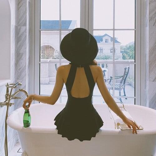 2021 New Korean Sexy One-piece Swimsuits Swimwear Body Bathing Suit Female Pool Beach Womens Swimming Suit Swimskirt