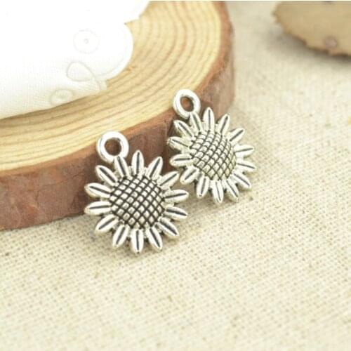30 Pcs 18*15 mm Antique Silver color Tone sunflower Charms DIY Jewelry Making Q151