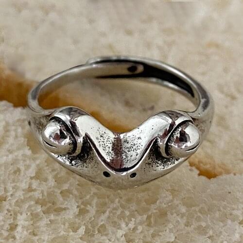 Bohemian Vintage Frog Ring for Women Artistic Design Retro Opening Resizable Unisex Female Statement Rings Silver Color Gift