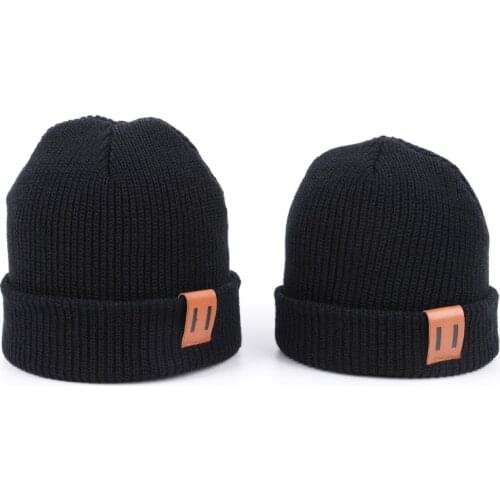 1Pcs Parent-child Woolen Hat Baby Winter Cap Korean Style Knitted Hats with Leather Label Pure Colors Cotton Baby/Adult 2021