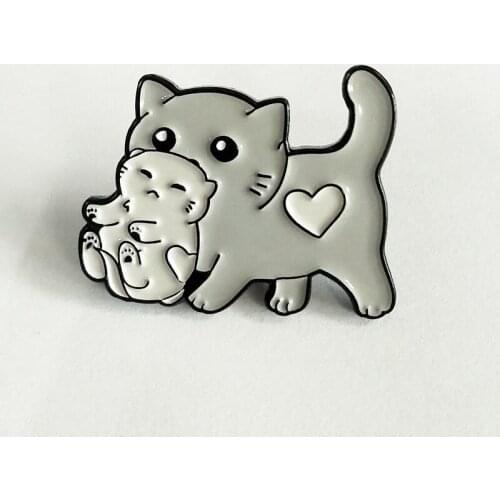 Cartoon Cat Mother Carrying Baby Cat Enamel Pins Cute Brooches For Love Heart Animal Enamel Pin Jewelry Gift For Kid Accessories