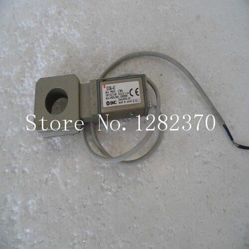 [SA] New Japan genuine original SMC pressure switch IS10M-40 spot --2PCS/LOT