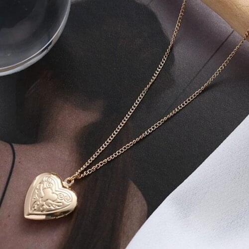 YUANJUAN Women's Medallions