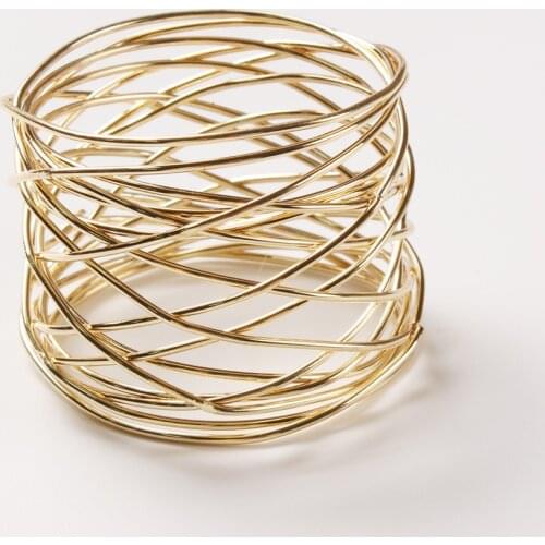 12pcs Metallic Wire Mesh Napkin Table Decor Rings Gold Napkin Holder Wedding Decoration Napkin Buckle Holder for Party Dinner
