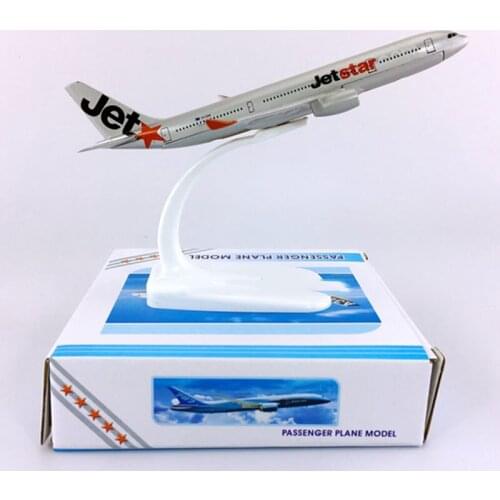 16CM Diecast alloy Aircraft 1:400 Airbus A330-200 model JETSTAR.com airline W base airplane collectible display Plane kids Gift
