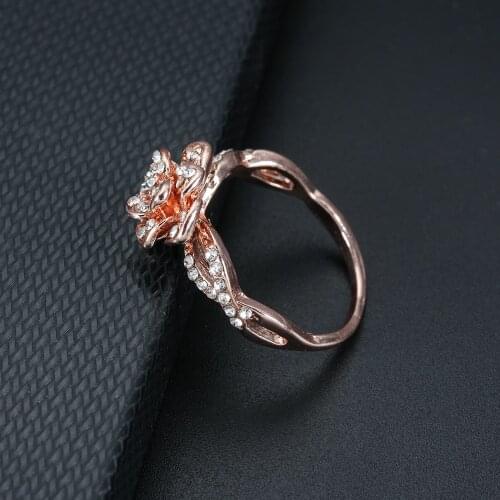 Elegant Female Garland Ring Zircon Anniversary High Quality Exquisite Wedding Fashion Temperament Lucky Ring Exclusive Gift