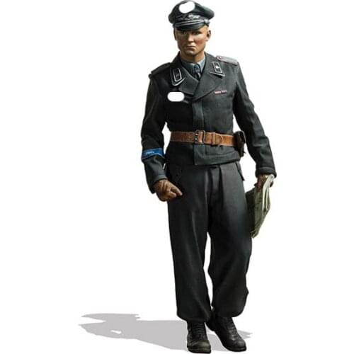 1/35 officer, Resin Model Soldier GK, military theme, World War II military theme, Unassembled and unpainted kit