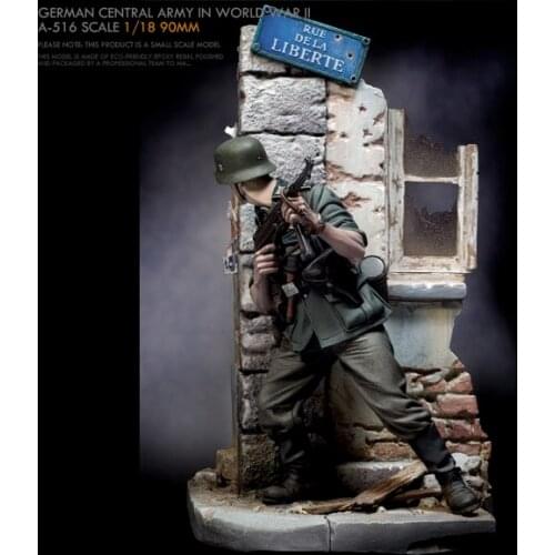 1/18 Resin model kits DIY figure colorless and self-assembled A-516