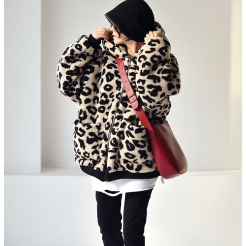 MICOCO W5039C Casual literary fashion loose leopard print warm warm hooded lamb coat female winter