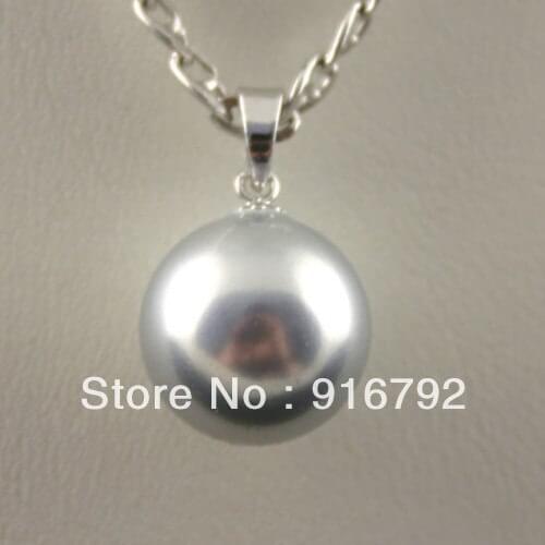 Free P&P ****New 14mm gray southsea Shell Pearl Pendant