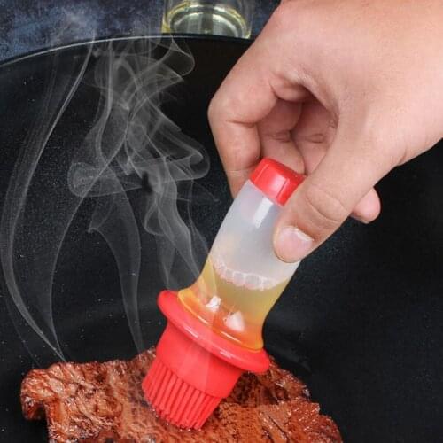 Portable Silicone Oil Bottle with Brush Grill Oil Brushes Liquid Oil Pastry Kitchen Baking BBQ Kitchen Brush Tools Accessories