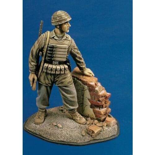 1/35 Scale Soldier (with base) Unpainted Resin Figure Building Kit