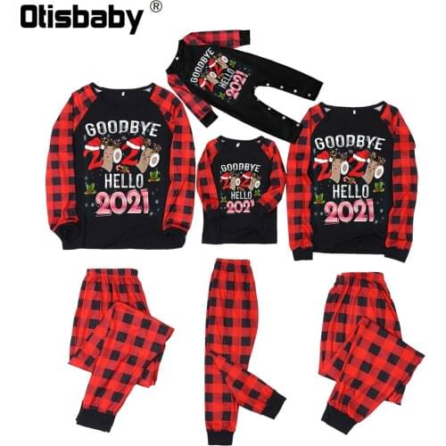 Free Shipping Family Christmas Pajamas Family Matching Outfits Xmas Dad Mom Girls Boys Elk Red Plaid Clothing Sets Baby Romper