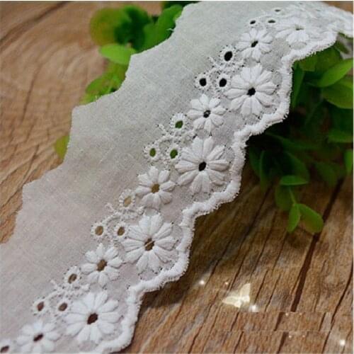 YACKALASI 30 Yds/Lot 100% Cotton Lace Eyelet Floral Embroidery Appliqued 3D Flower Trims lace 2'' 5cm