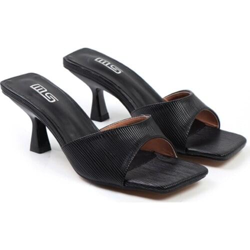 Shoe Women 2021 European and USA Thin Medium Heel Summer Fashion Open Toe Slippers Comfortable Large Size Outside Wear Sandals