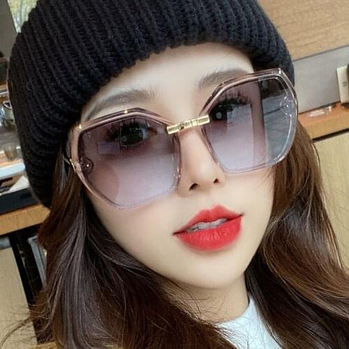 2021 New Arrived Fashion Women Eyeglasses Polygon Oversized Trend Sunglasses Clear Ocean Lenses Metal Big Frame Sun Glasses Lady