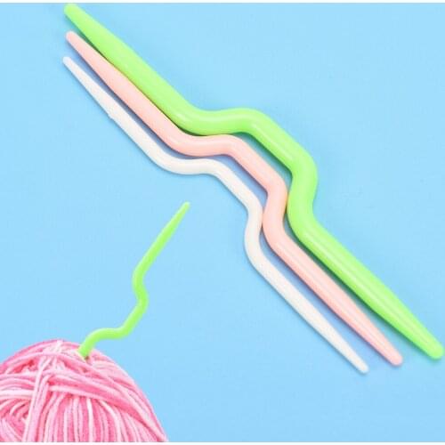 ABS Plastic Crochet Hook Knitting Needles Sweater Muffler Weaving tools Crooked Twist Curved needle Craft DIY Tool