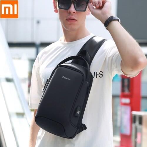 Xiaomi fashion Street Mens chest bag shoulder bag Casual messenger Crossbody Bag USB Charging Anti-theft locomotive bag