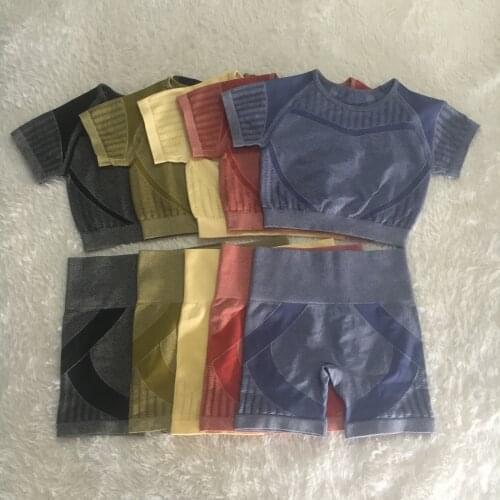 2 Pieces Women Summer Seamless Yoga Set Fitness Sports Suits Mesh Vent Holes GYM Clothing T-Shirts High Waist Shorts Workout Top