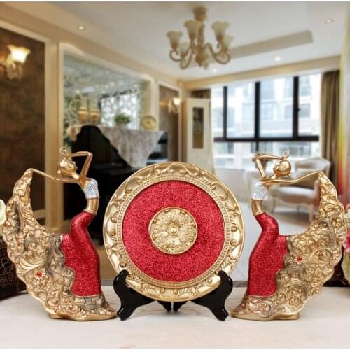 EUROPEAN RESIN PEACOCK DANCING GIRL HOME FIGURES STATUE CRAFTS DECORATION LIVINGROOM DESKTOP FURNISHING CREATIVE WEDDING GIFT