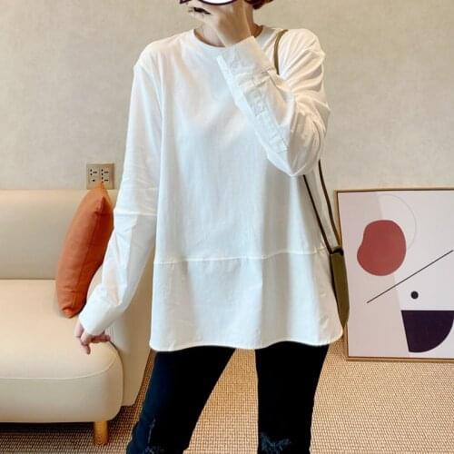 White Simple and Versatile Loose Straight Long-sleeved Women T-shirt