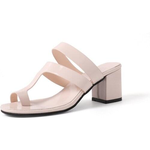 Slippers women 2019 Summer New Woman Slipper Outdoor Fashion Thick Heel Square Heel Rome Lady Slides