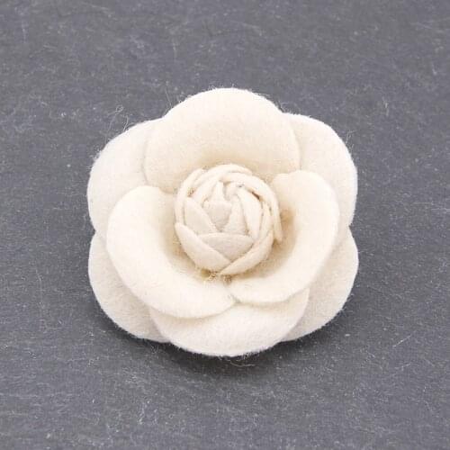 Classic Multicolor Women Handmade Wool Fabric Camellia Rose Flower Brooch Lapel Pin Lady Brooches Corsage Jewelry Kids Gifts