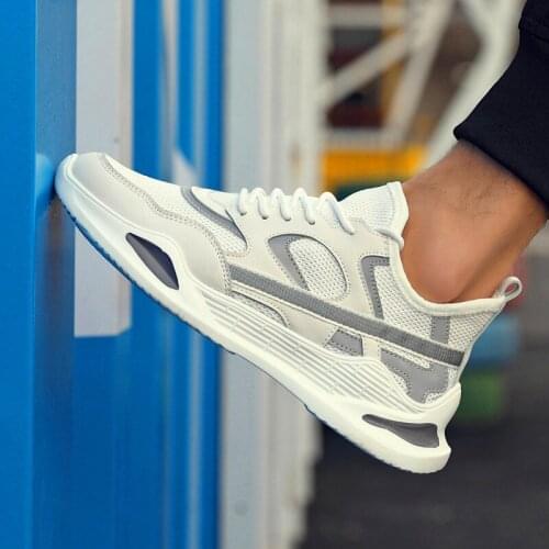 2020 new Mens Casual ShoesBreathable Colorful Light Mesh Outdoor Sports Casual Light Tide Shoes Men Fashion Sneakers