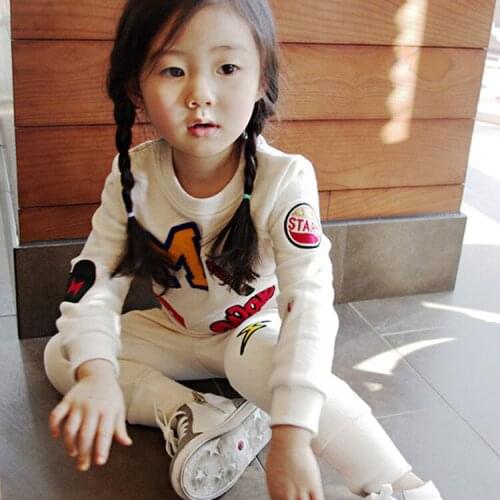 Retail 2018 New Girls Clothing Sets Baby Kids Clothes Children Clothing T Shirt + pants 2pcs Lipstick patch fashion set k1