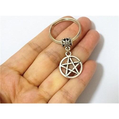 Pentagram Keychain, Pentagram Gifts Key Ring, Wiccan Pagan Gothic Keychain, Halloween Gift Keychain