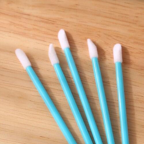 50Pcs Portable Lip Brush Sticks Mini Lip Gloss Lip Glaze Brush Disposable Easy To Use Makeup Tool Dropshipping Wholesale TSLM1