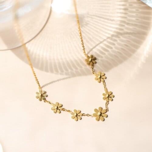 YUN RUO Yellow Gold Color Sunflower Daisy Pendant Necklace Woman Chain Fashion Titanium Steel Jewelry Stainless Gift Not Fade