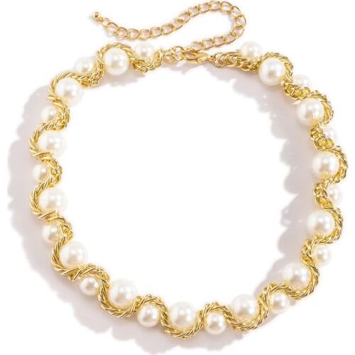 Gold Punk Trendy Round Pearls Strand Beaded Choker Necklace For Women Bridal Handmade Short Pearl Clavicle Collar Necklace