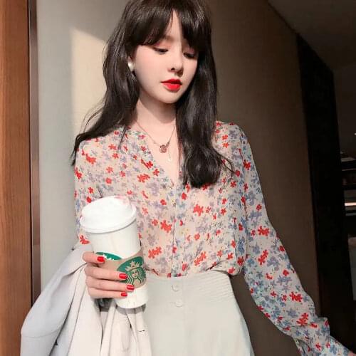 2021 Early Spring New Female French Sweet Design Niche Top Chiffon Floral Shirt