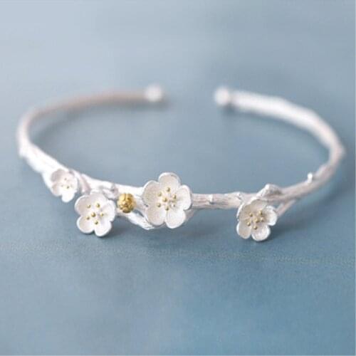 Silver Bracelets Sole Memory China