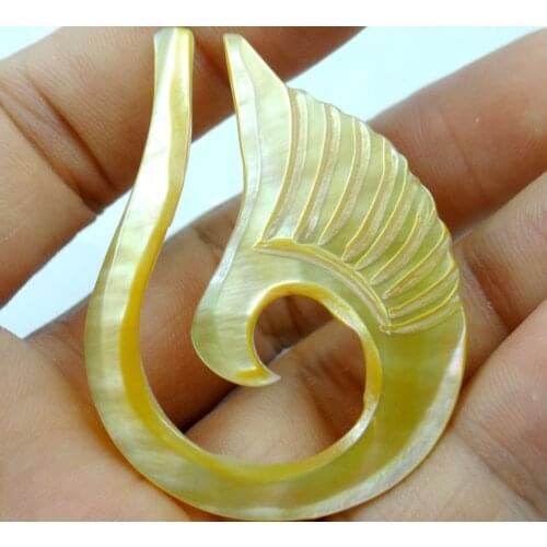 3pc Natural Sea SHELL hand-carved wing Pendant Jewelry making necklace for Women Vintage Jewelry Friendship Gifts F57