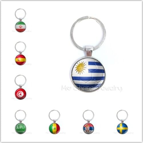 New Arrival Iran Spain Uruguay Tunisia Saudi Arabia World Football National Flag Football Logo Keychains Football Fans Wholesale