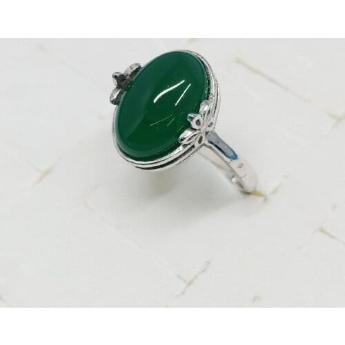 Natural chalcedony ring S925 silver buckle inlaid fashionable simple flower Ring